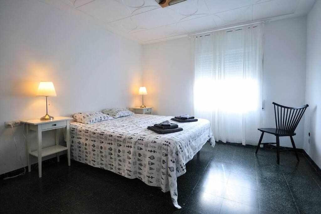 Apartamento con increíbles vistas y terraza en la azotea Gerona Exterior foto