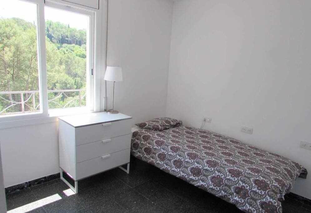 Apartamento con increíbles vistas y terraza en la azotea Gerona Exterior foto