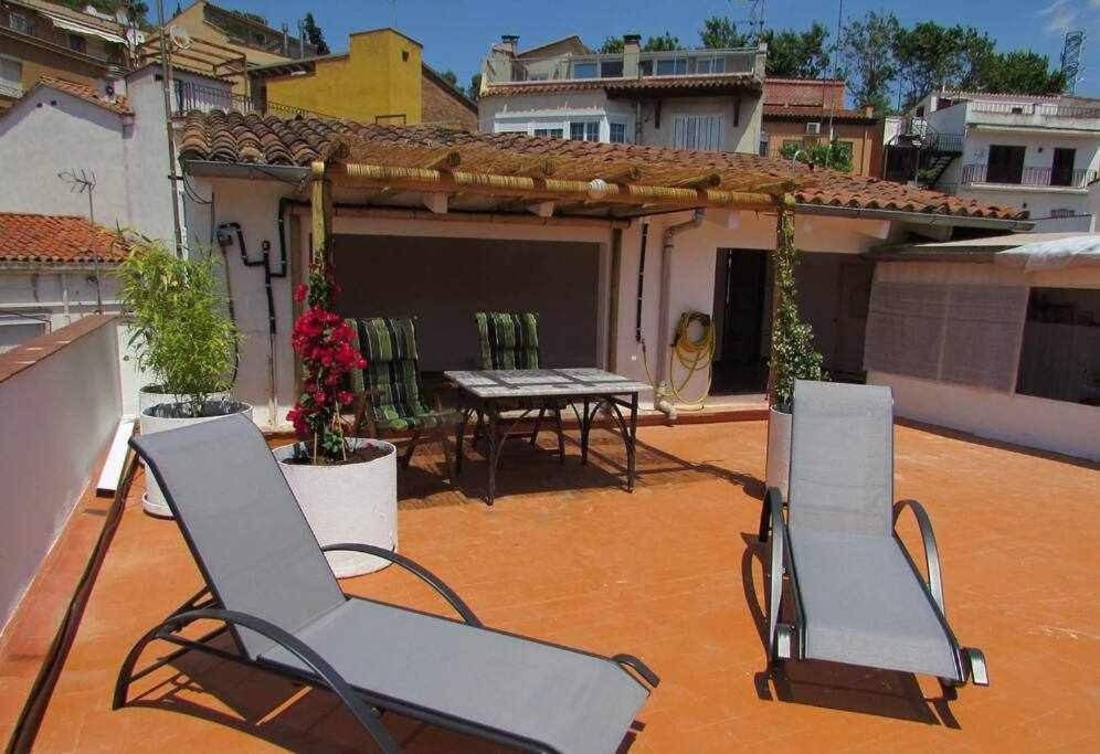 Apartamento con increíbles vistas y terraza en la azotea Gerona Exterior foto