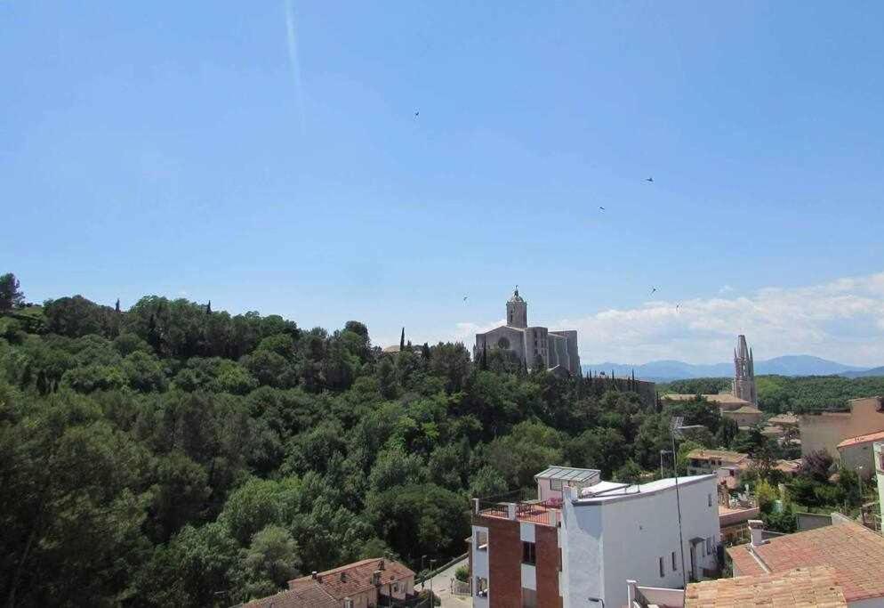 Apartamento con increíbles vistas y terraza en la azotea Gerona Exterior foto